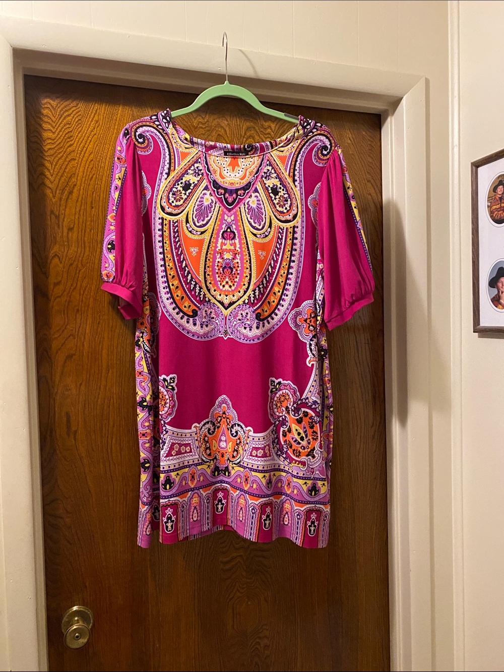 Vibrant Pink Paisley-Print Women's Tunic Top